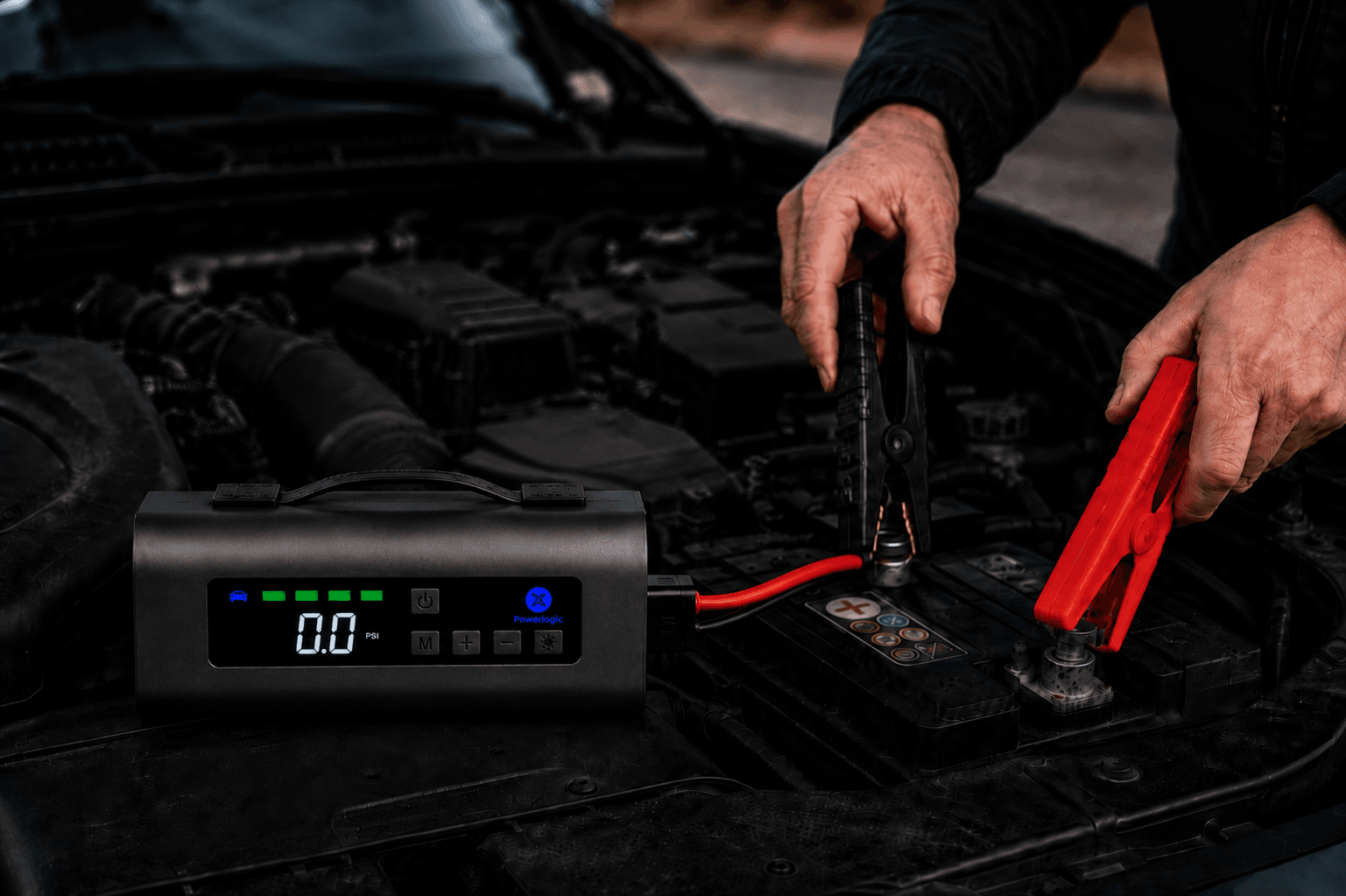 Jump Starter & Tyre Inflator 3